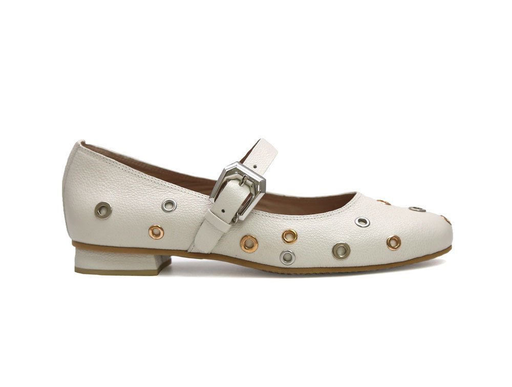 Baleta en cuero blanco