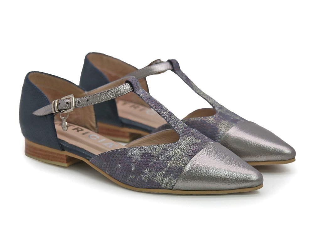 Alternative view of Baleta en cuero fusil