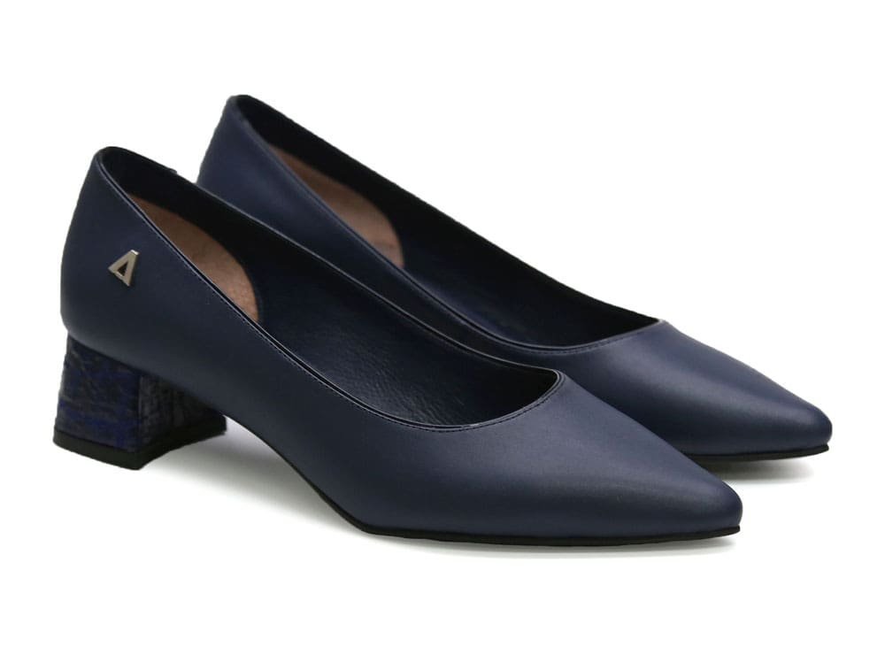 Alternative view of Zapatilla de tacon en cuero azul