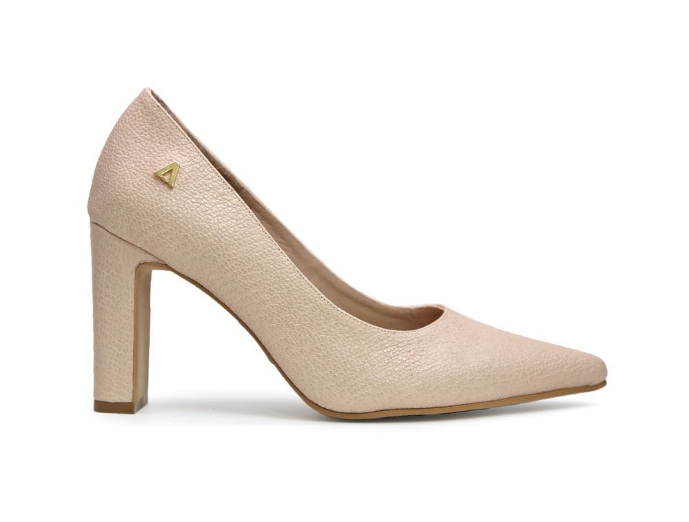 Zapatilla en cuero nude