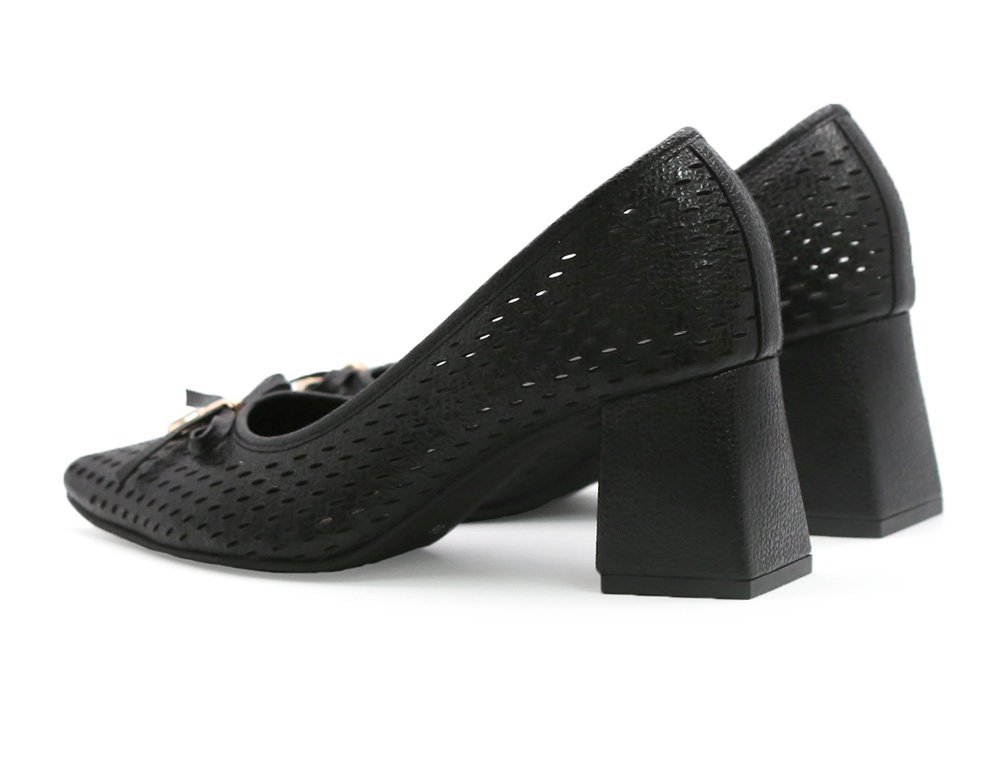 Zapatilla de tacon en cuero negro - Imagen 3