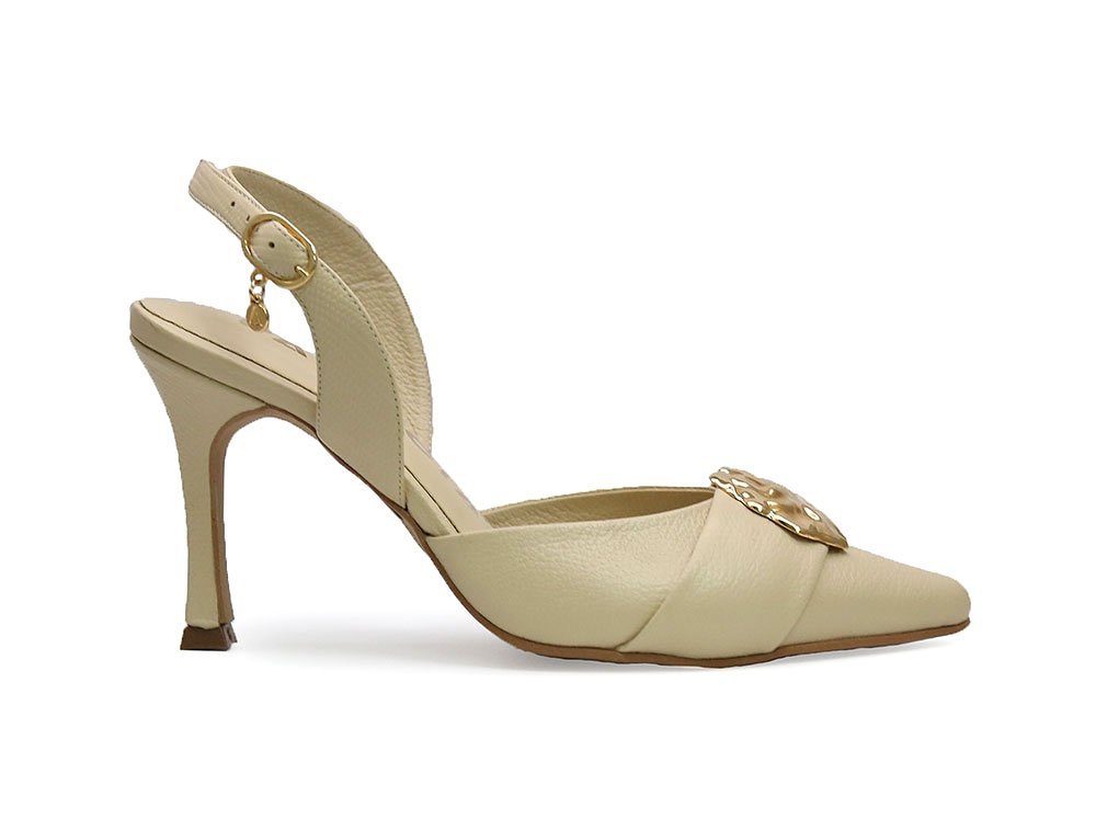 Zapatilla de tacon en cuero nata