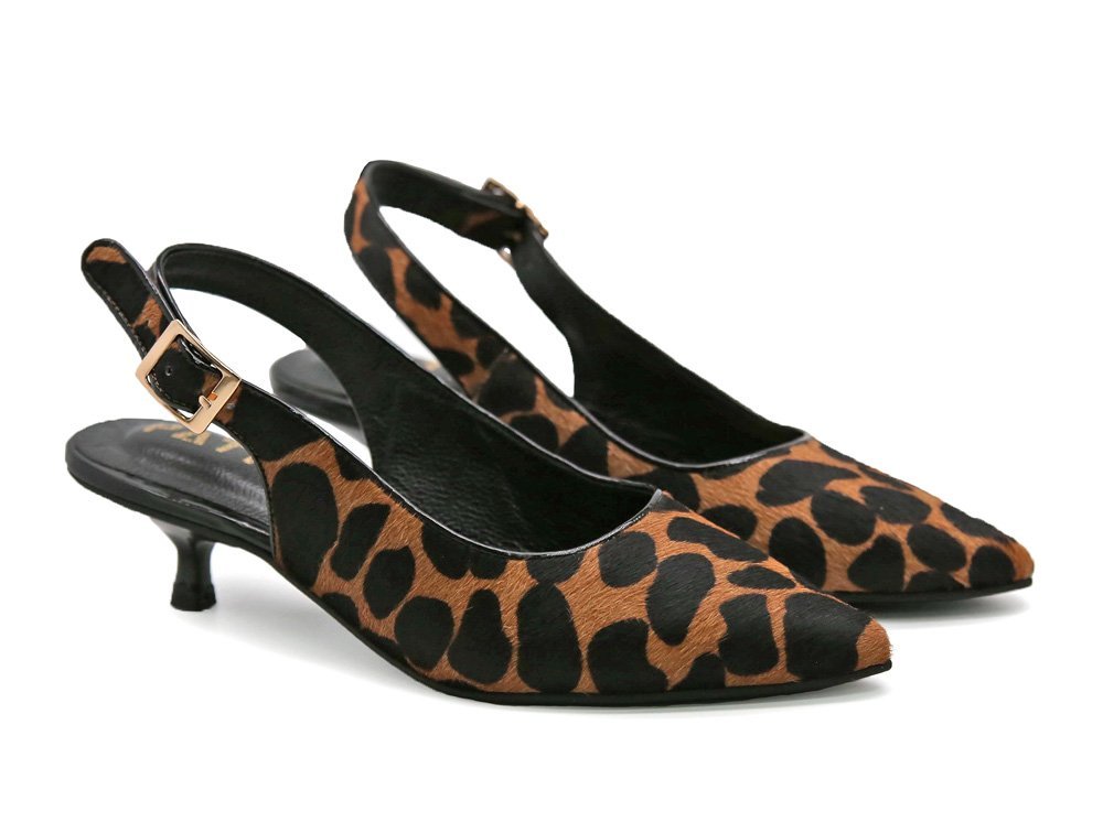 Alternative view of Zapatilla de tacon en cuero print