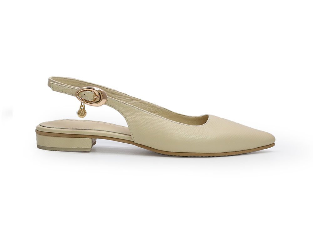 Baleta en cuero nata