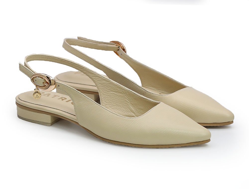 Alternative view of Baleta en cuero nata