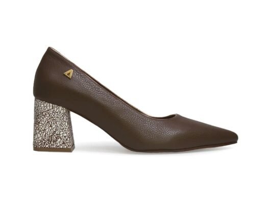 Zapatilla de tacon en cuero castor