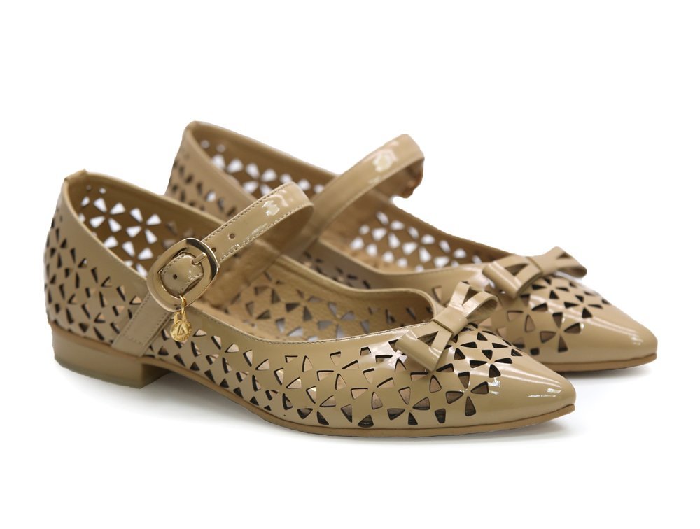 Alternative view of Baleta en cuero sand