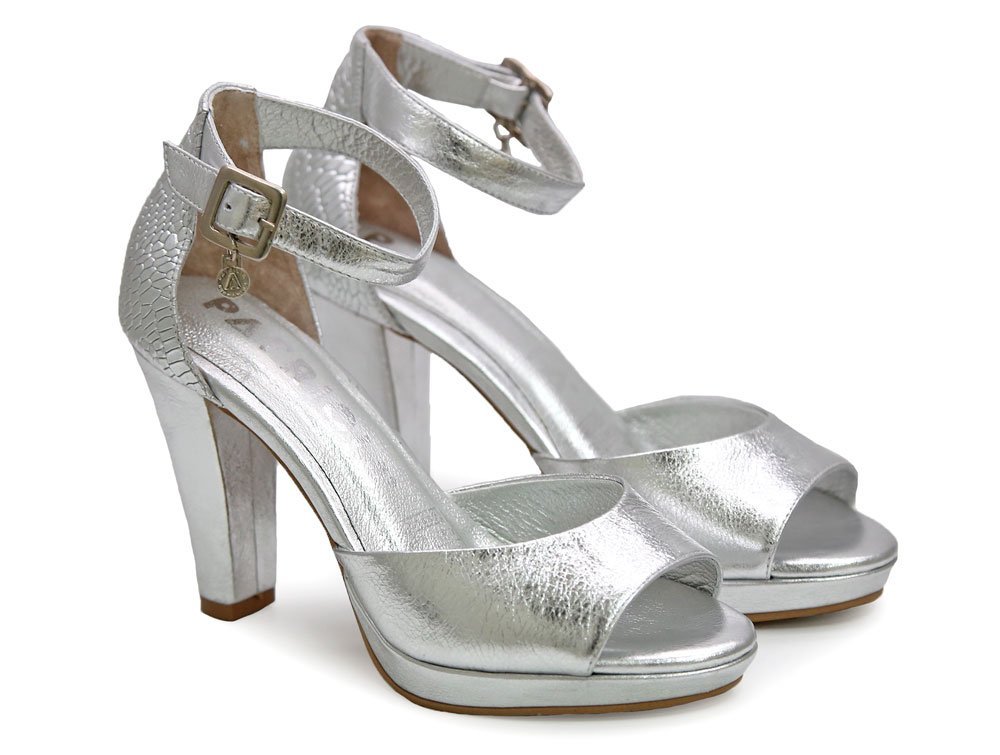 Alternative view of Sandalia en cuero plata