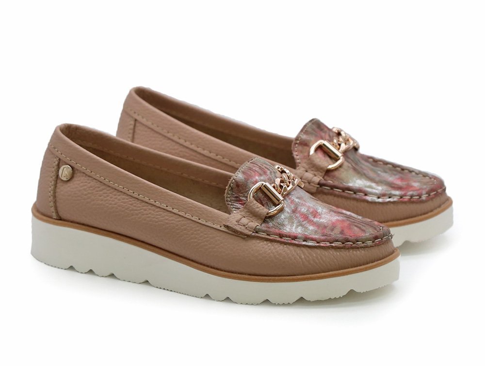 Alternative view of Mocasín en cuero fearles