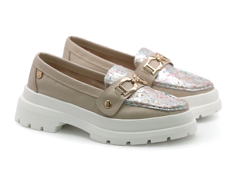 Alternative view of Mocasin en cuero beige