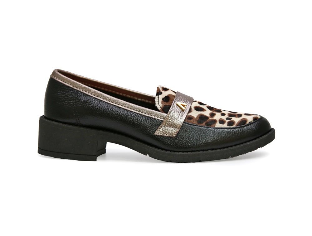 Mocasín en cuero negro