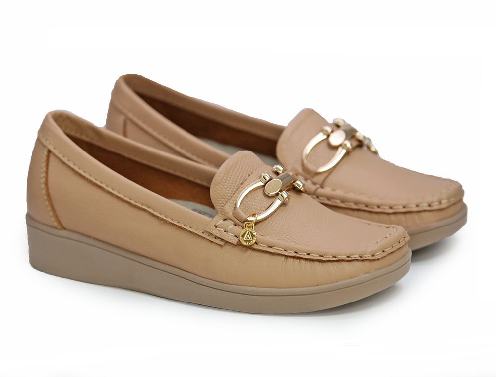 Alternative view of Mocasín en cuero camel