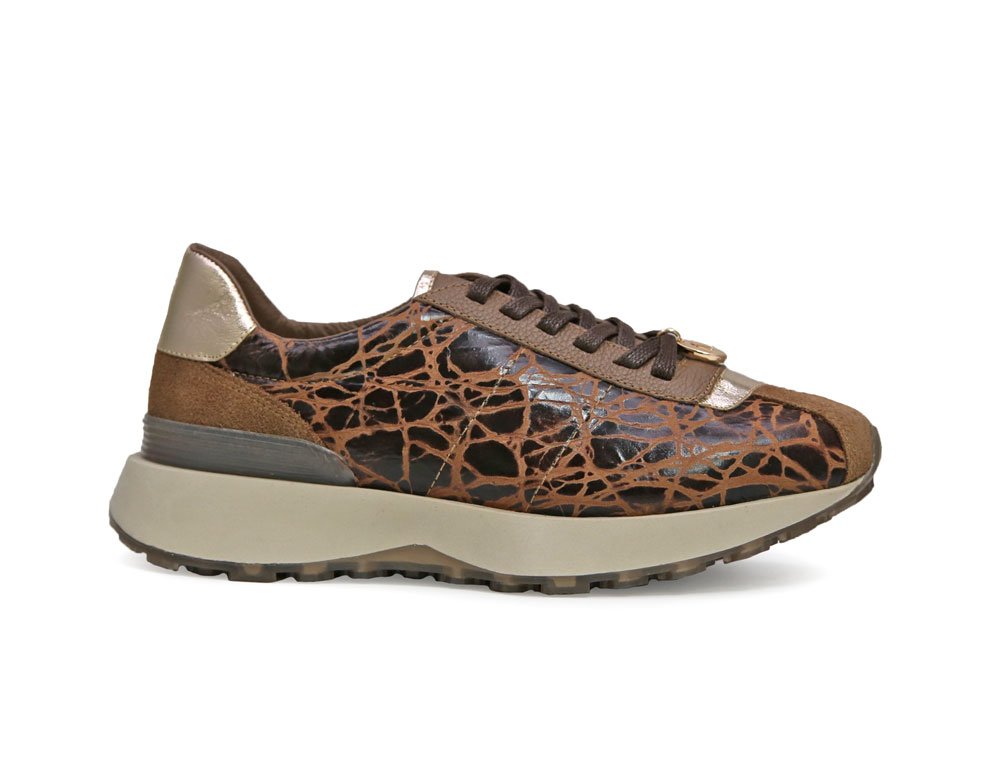 Tenis en cuero pecan