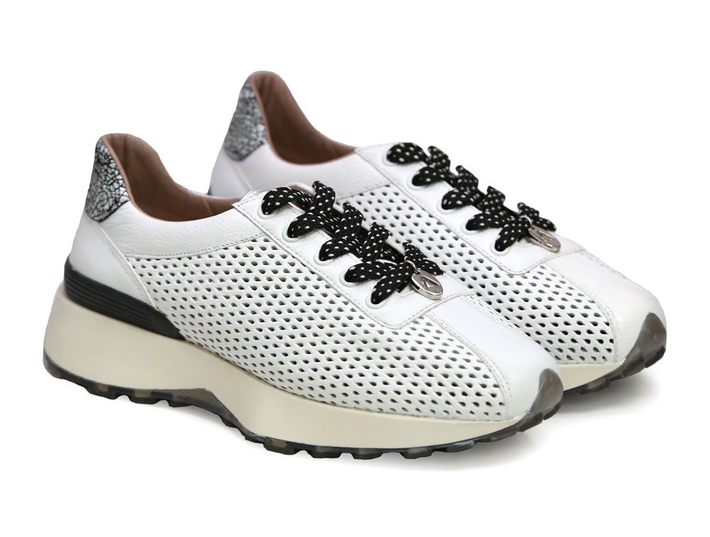 Alternative view of Tenis en cuero blanco