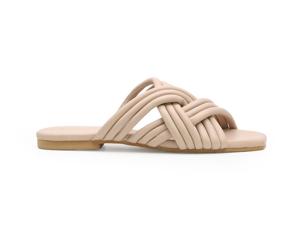 Sandalia en cuero taupe