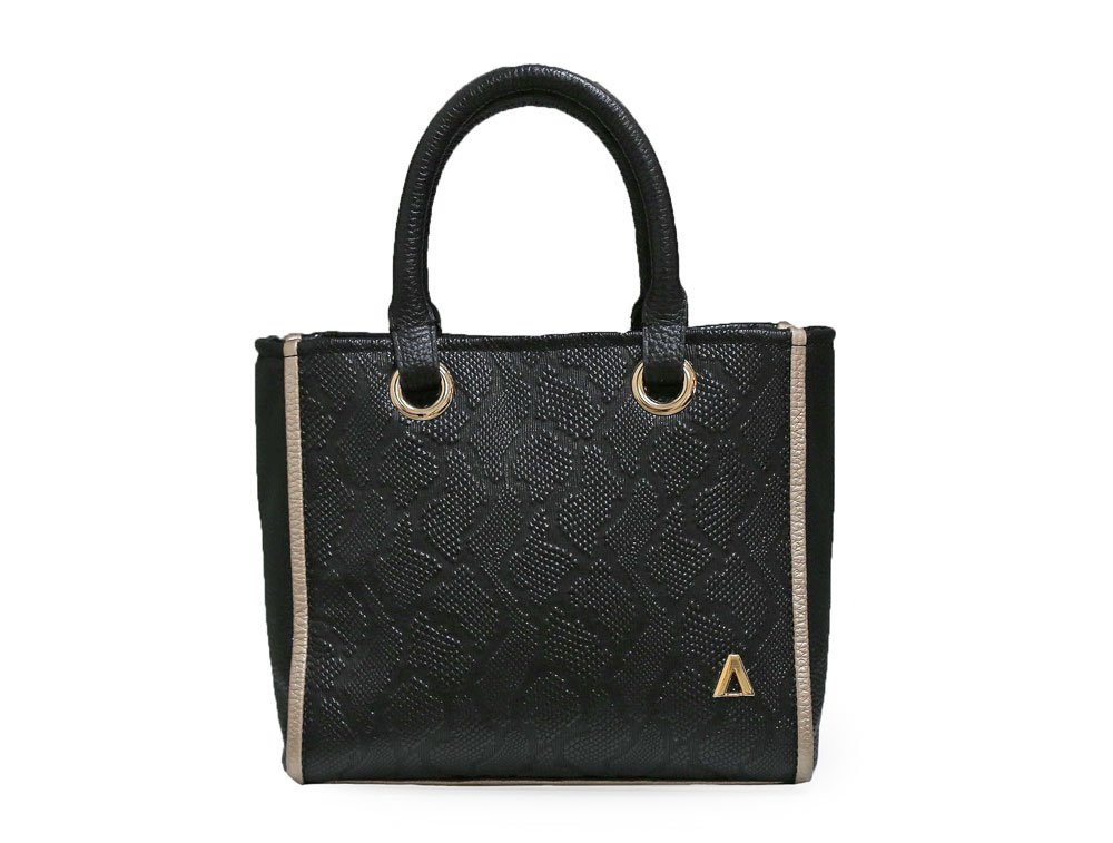 Bolso en cuero negro