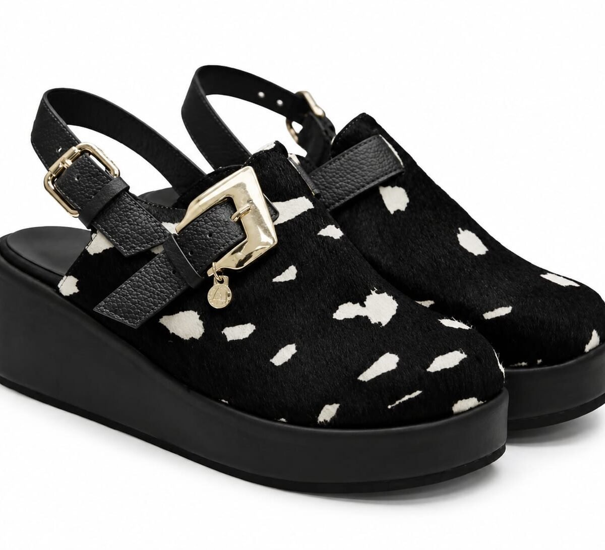 Alternative view of Zueco en cuero negro