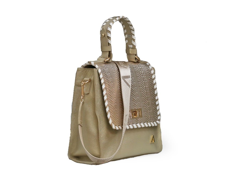 Alternative view of Bolso en cuero oro