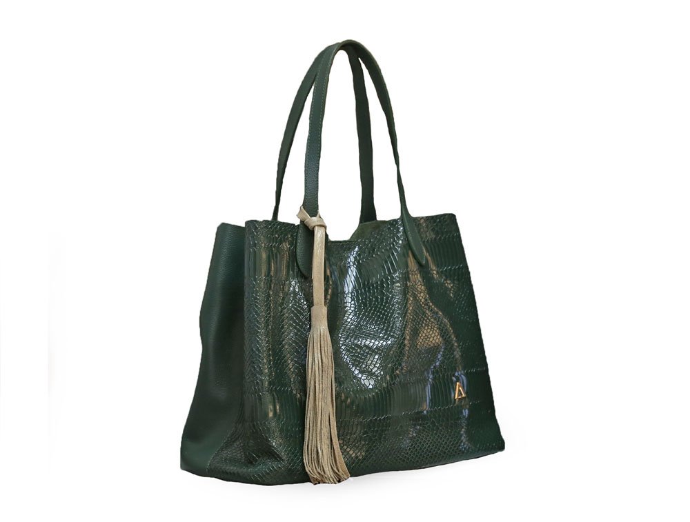 Alternative view of Bolso en cuero verde