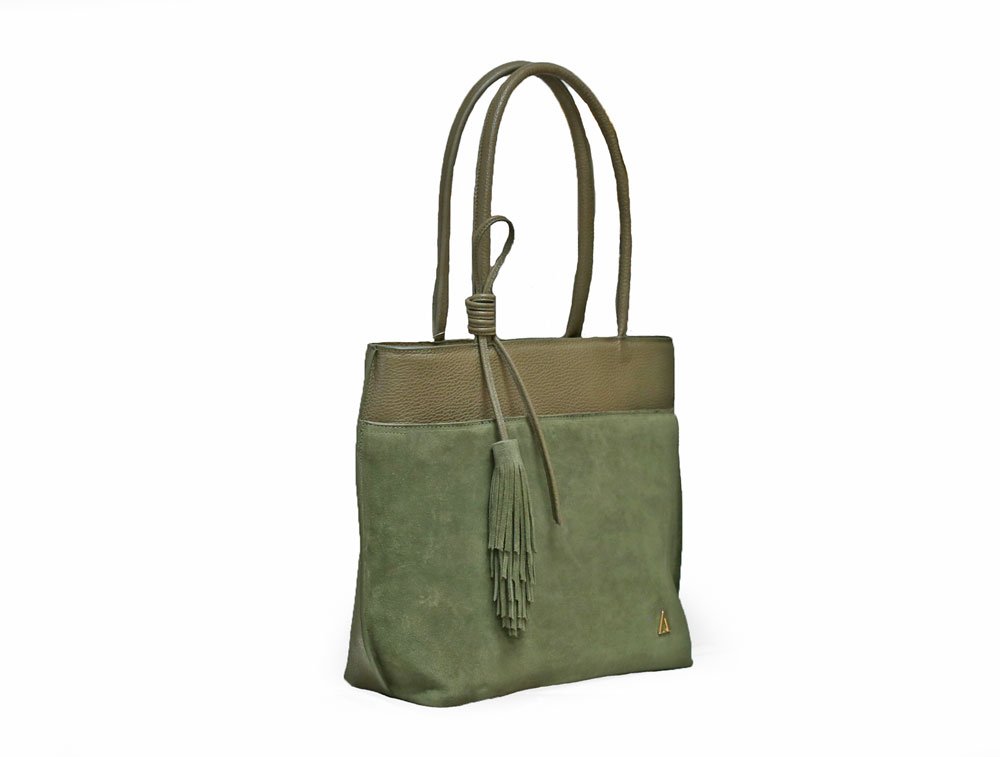 Alternative view of Bolso en cuero verde