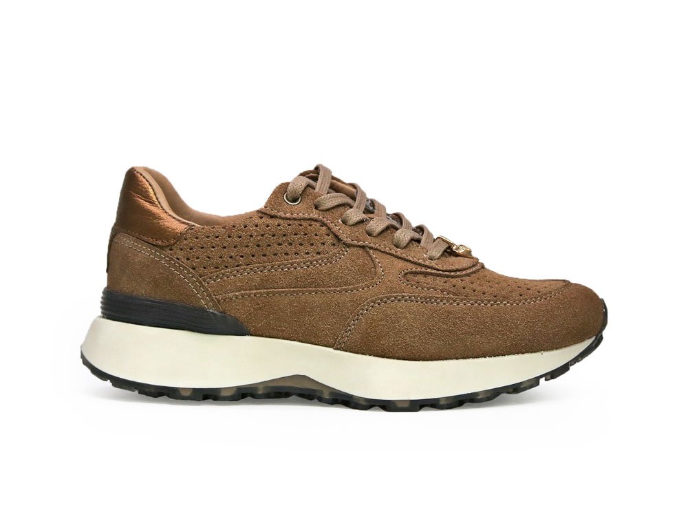 Tenis en cuero miel
