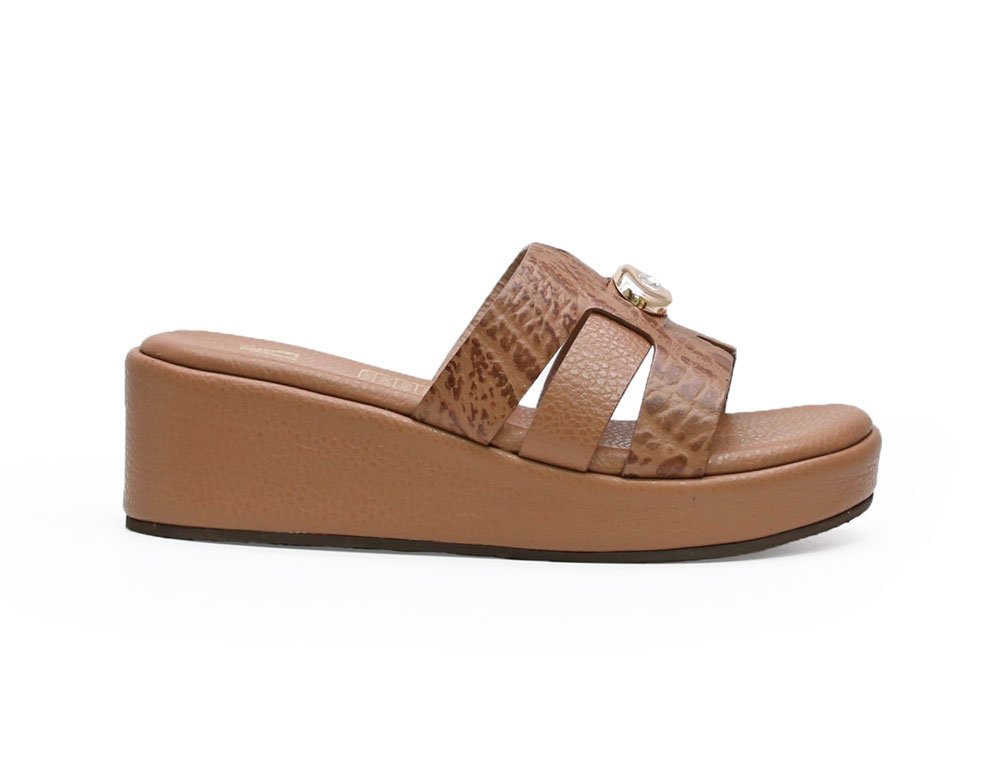 Sandalia en cuero mocca
