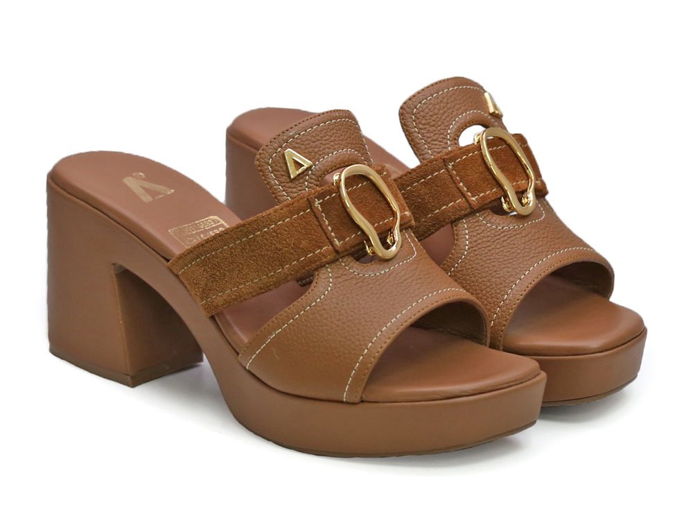 Alternative view of Sandalia en cuero capuchino