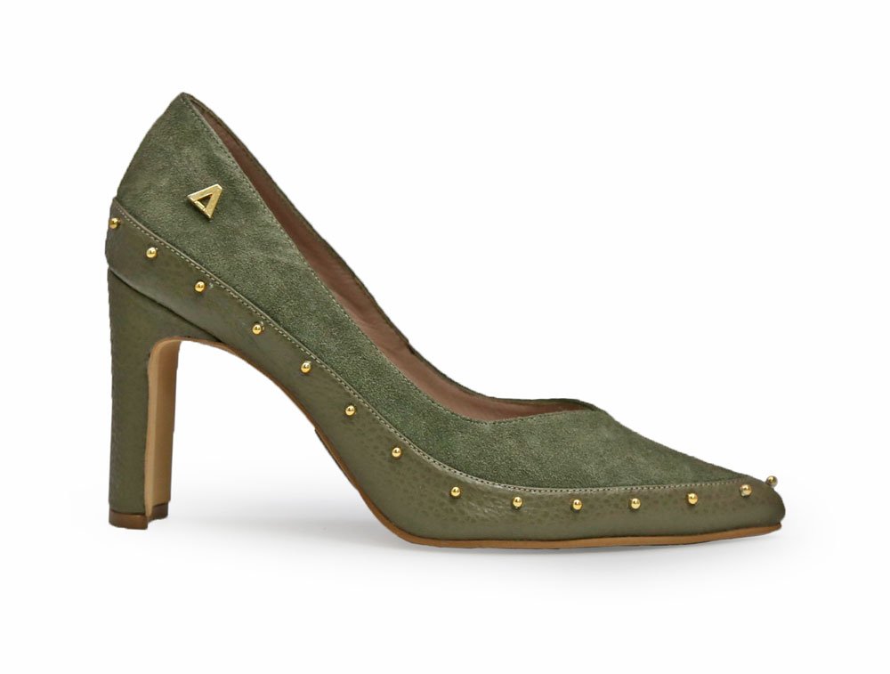 Zapatilla de tacon en cuero verde