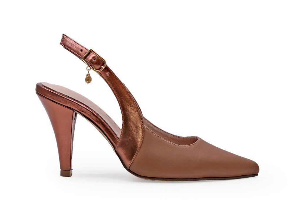 Zapatilla de tacon en cuero miel