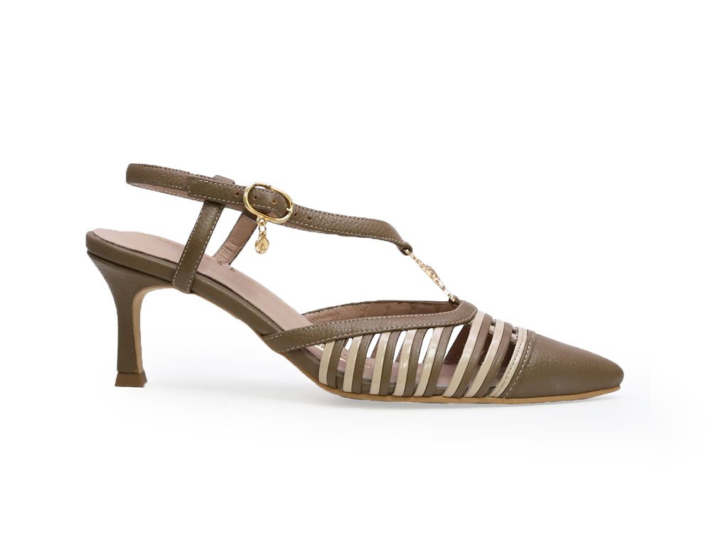 Zapatilla de tacón en cuero otoño