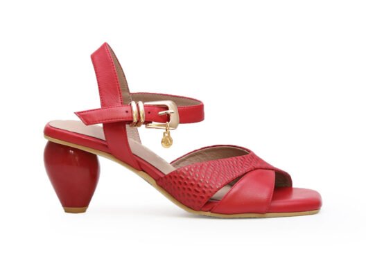 Sandalia en cuero rojo