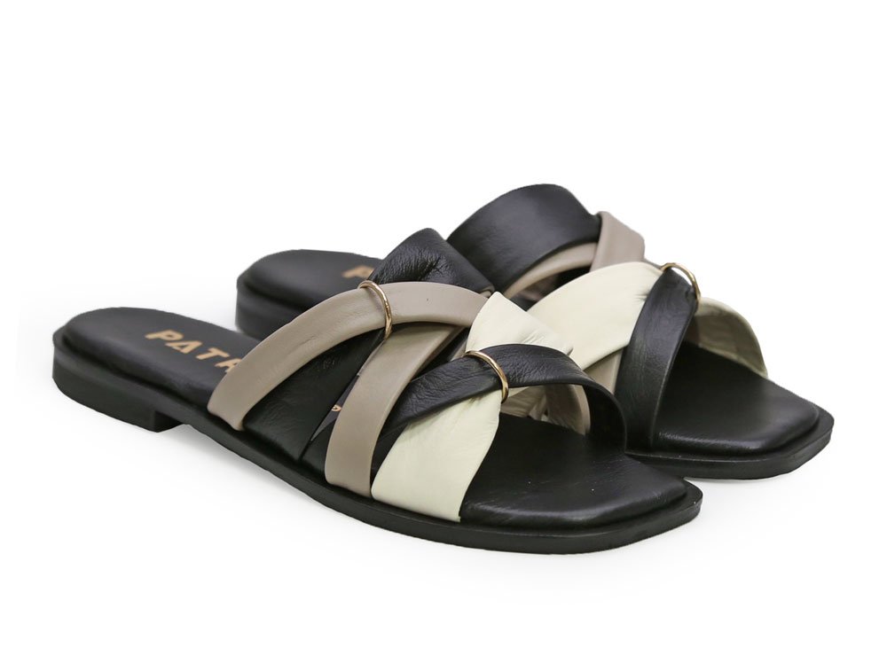 Alternative view of Sandalia en cuero negro