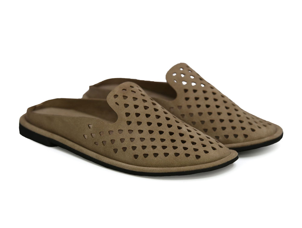 Alternative view of Zueco en cuero beige