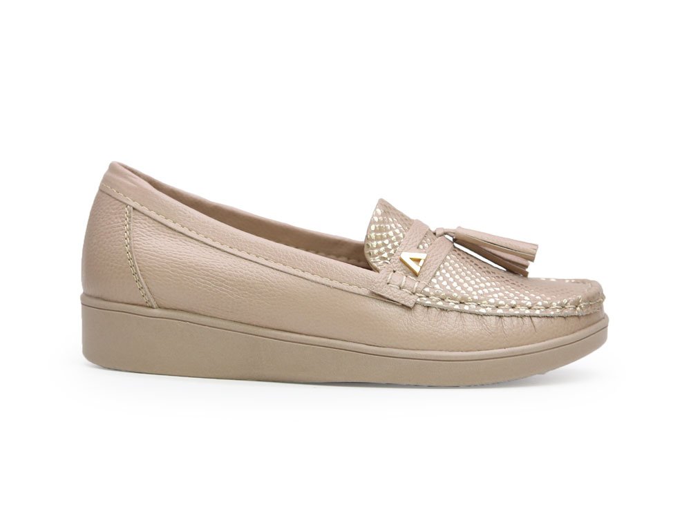 Mocasin en cuero mocca