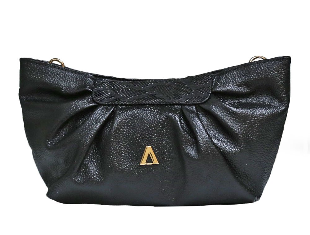 Bolso en cuero negro